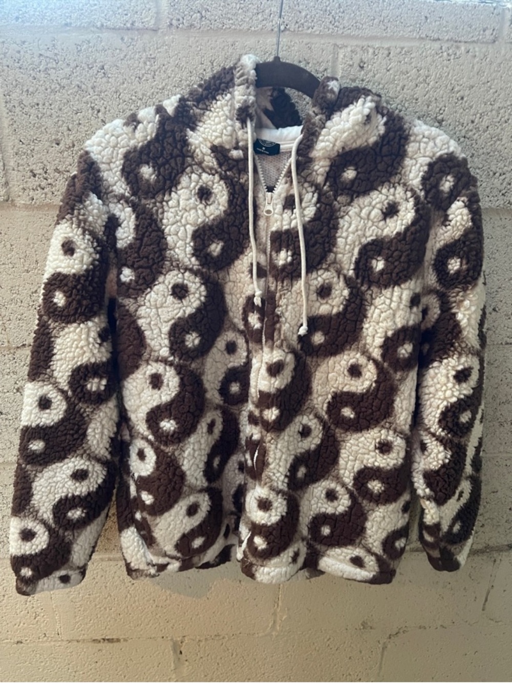 PacSun Brown & Cream Yin-Yang Sherpa Zip Hoodie| Sz M